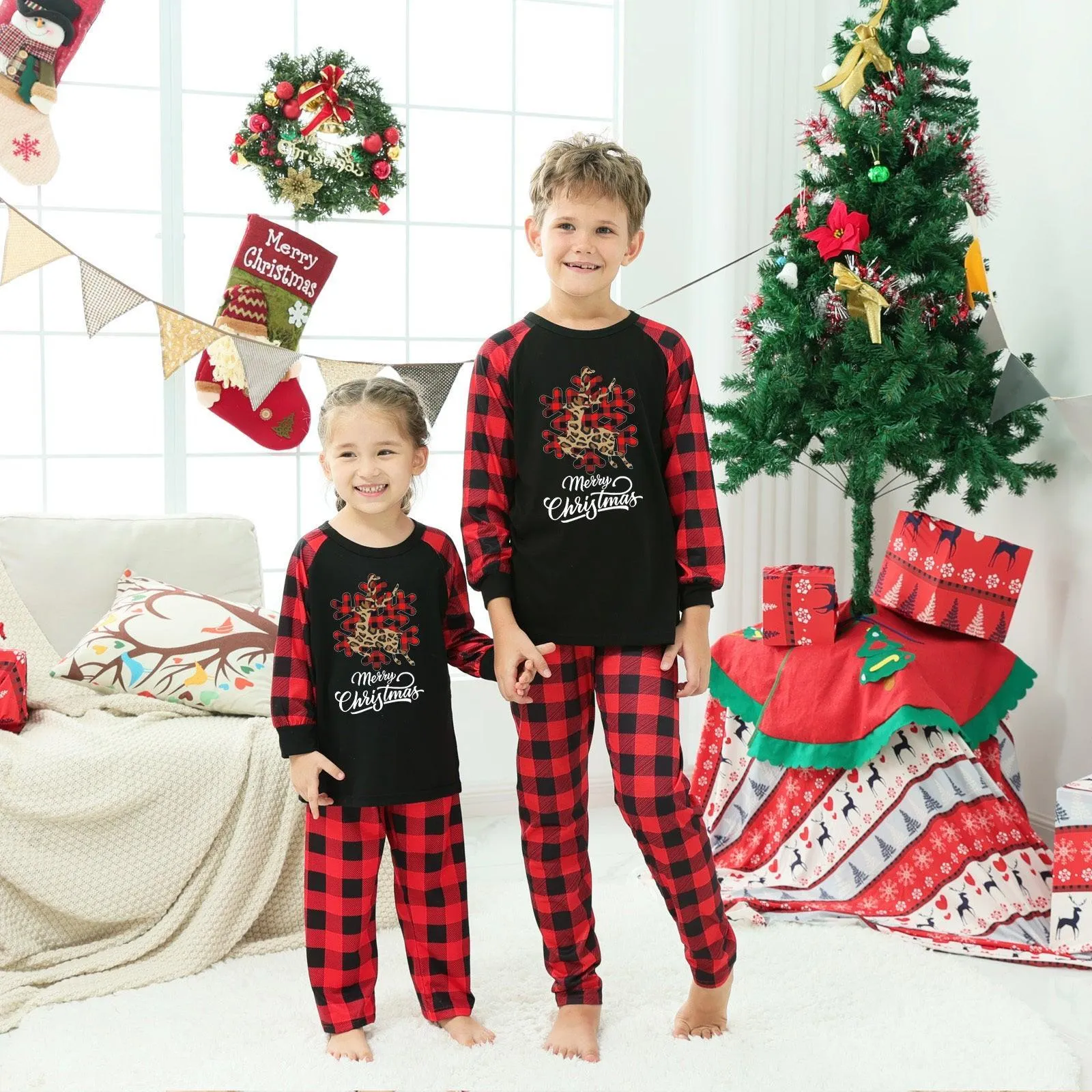 Christmas Parent-Child Homewear Pajama Suit – Festive Family Matching Set