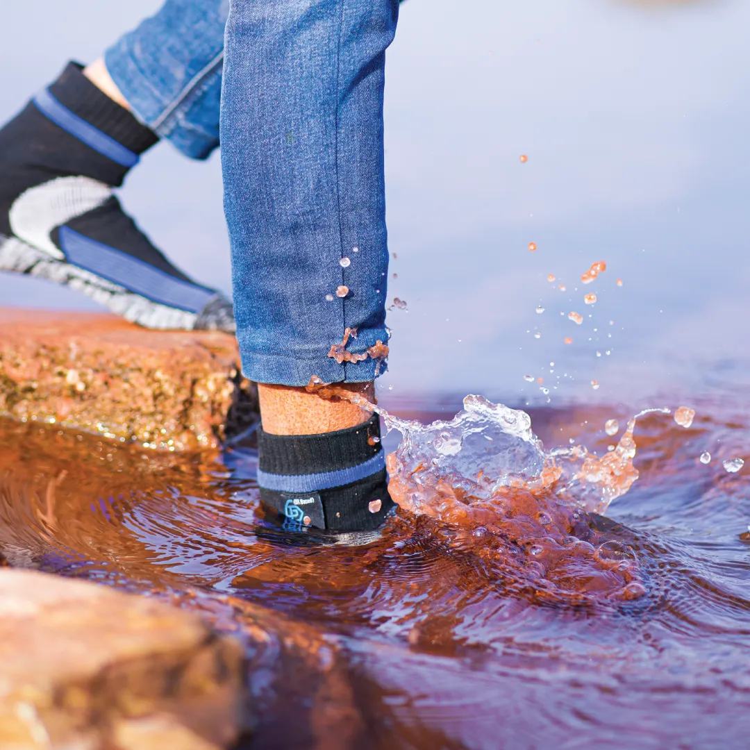 Pack of 5 | Get Dressed Waterproof Socks | 100% Breathable Durable Waterproof Socks for Men & Women